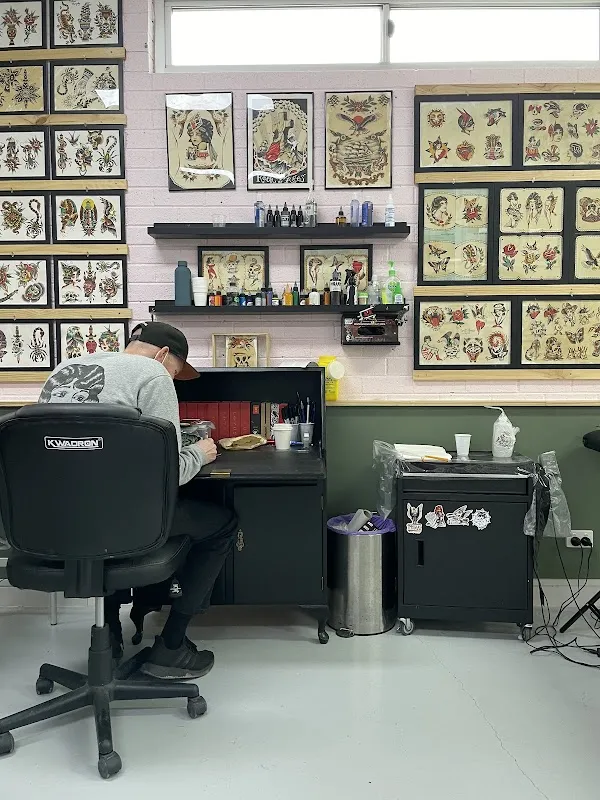 Hen's Teeth Tattoo Co.