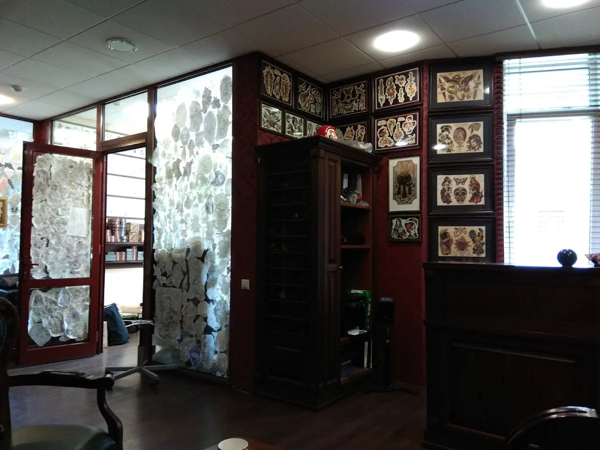 Dmitriy Rechnoy Tatoo Studio