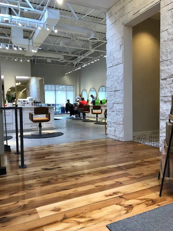 Santé Beauty Creatives- formerly District on 50th Salon + Spa