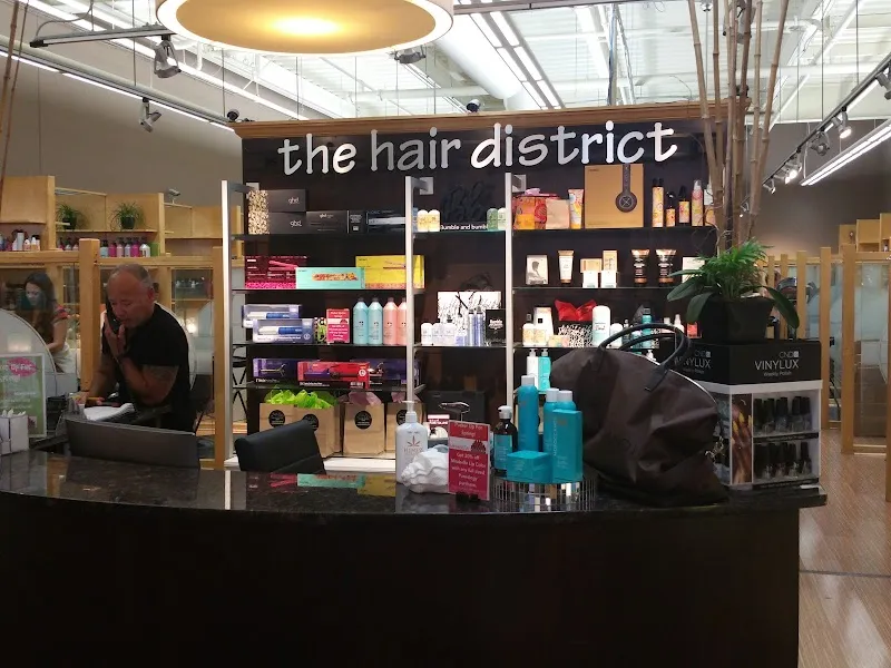 Santé Beauty Creatives- formerly District on 50th Salon + Spa