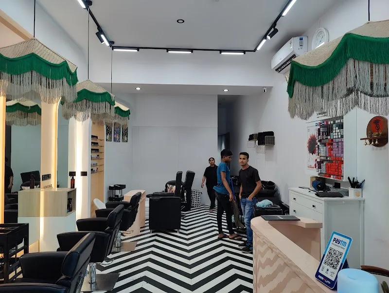 Hairbox by Nisha & Sneha (Byculla East)