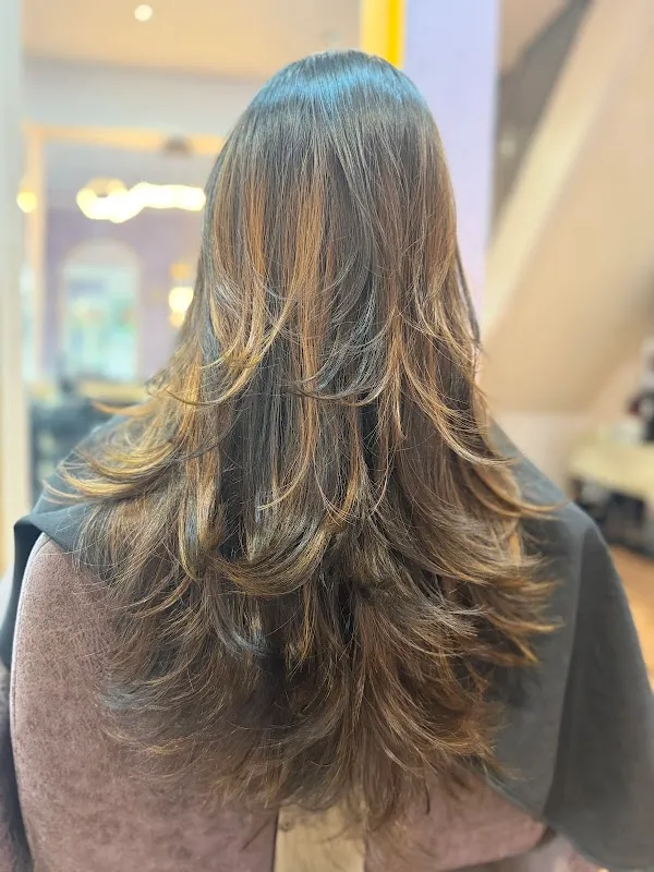ETERNAL FOR HIM & HER UNISEX SALON