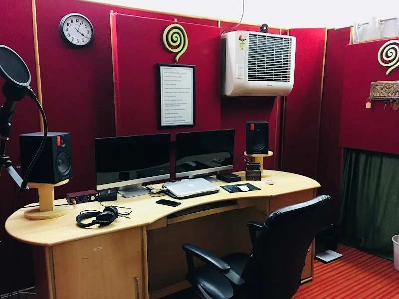 Newlight Cinemas LLP