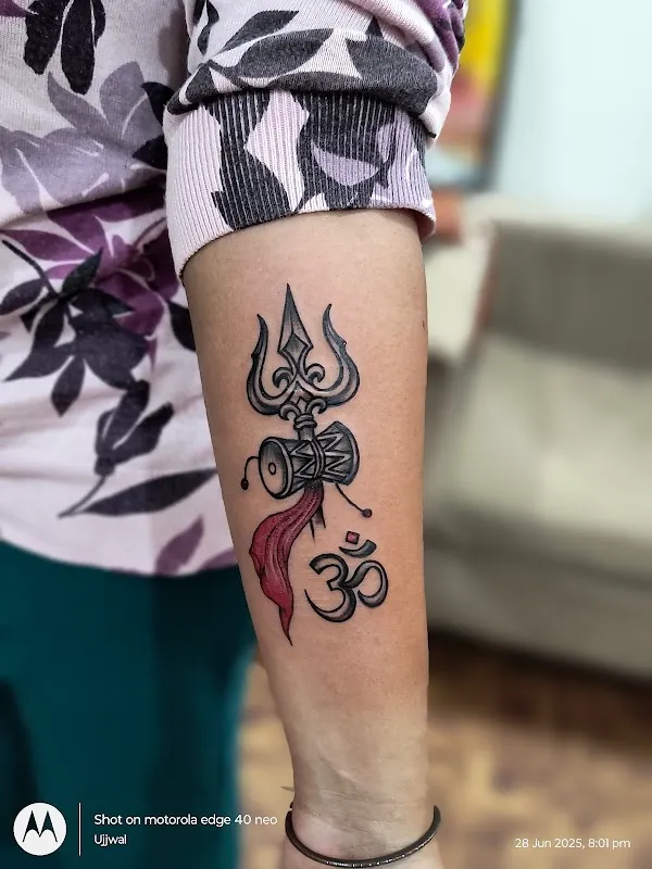 N V Tattoo Ink