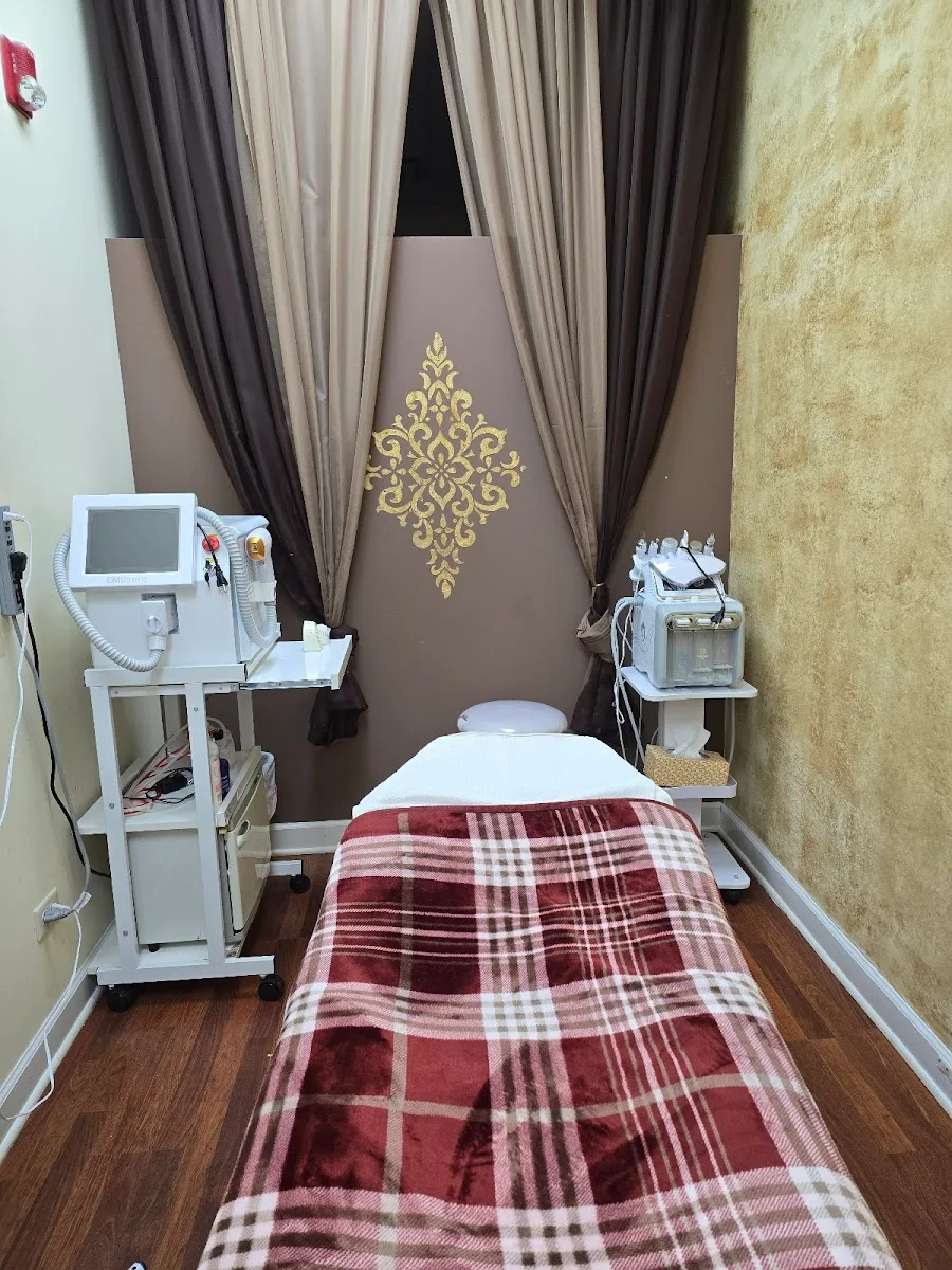 AJ Salon and Spa