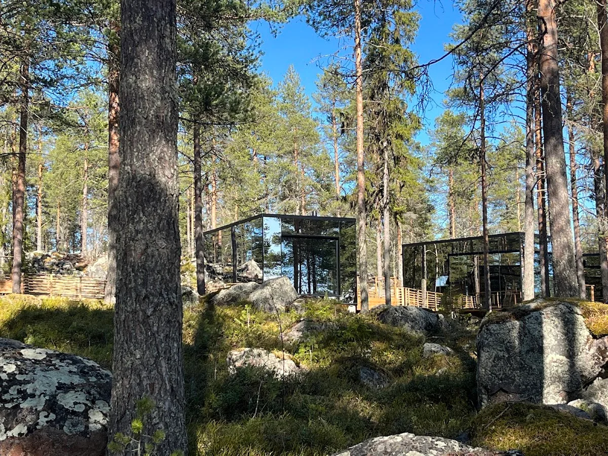 Invisible Forest Lodge