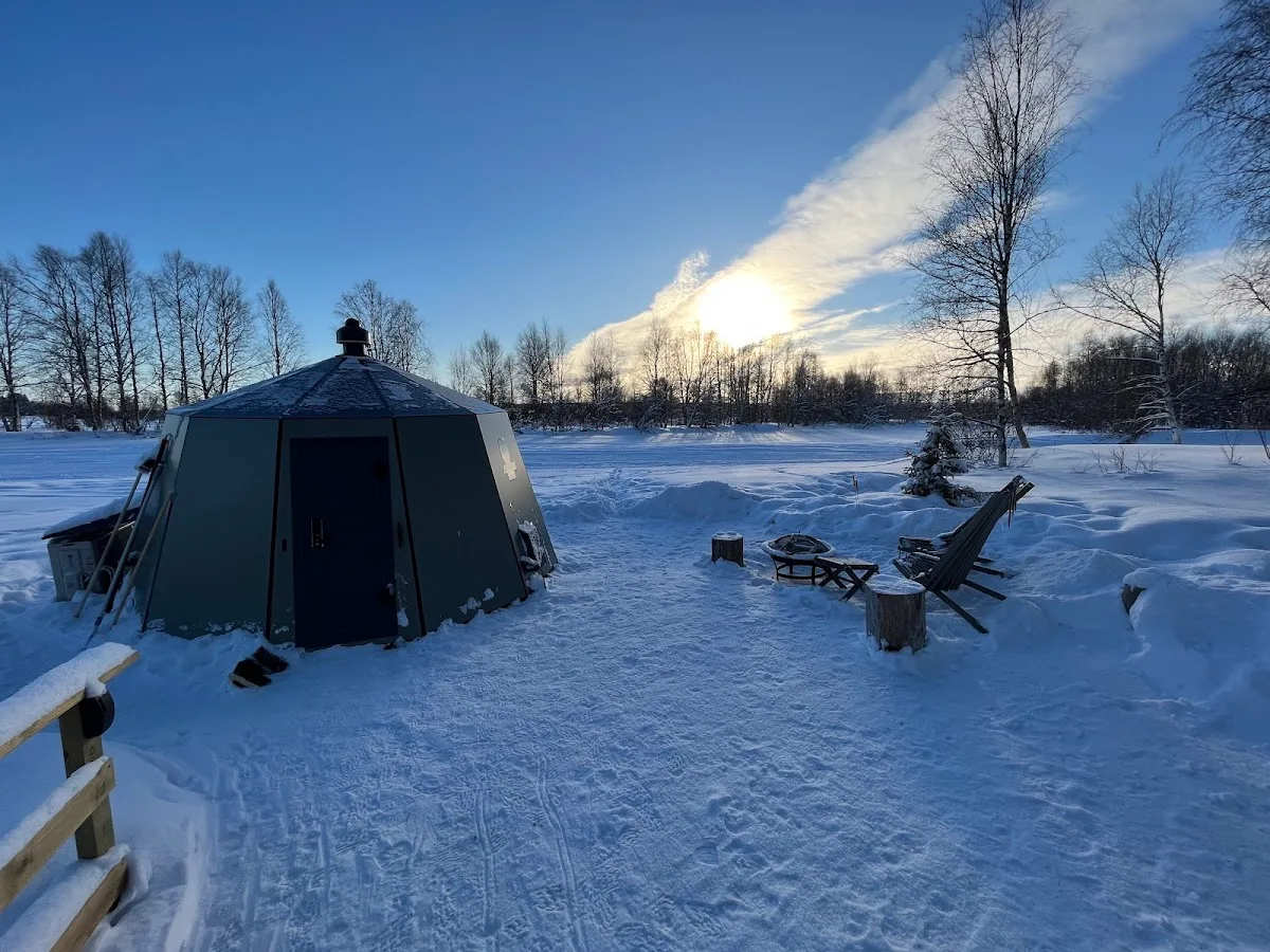 Invisible Forest Lodge