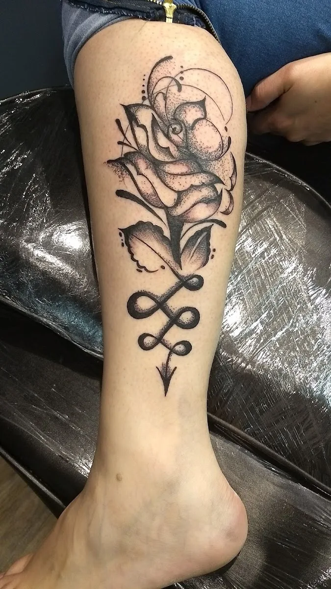 Saddam Tattoo Studio