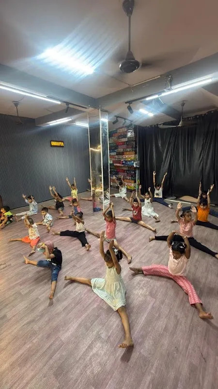 Gantavya Dance Company - Ghitorni