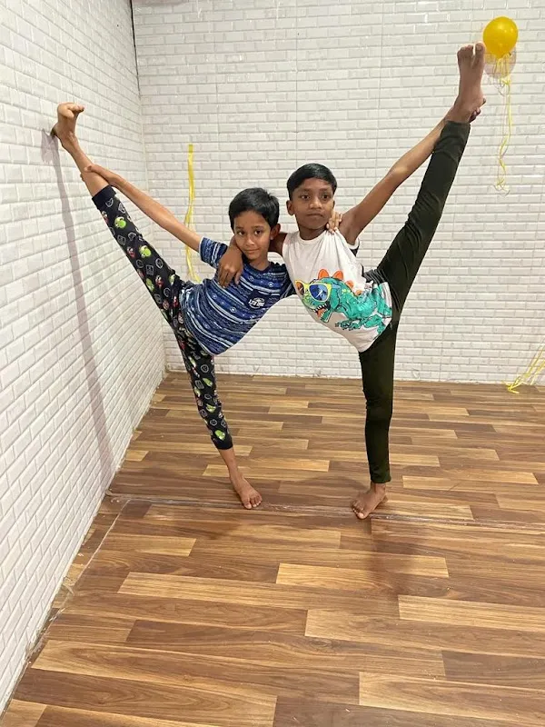 Gantavya Dance Company - Ghitorni