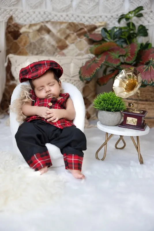Baby Bump And Bummy Studio by Prapti