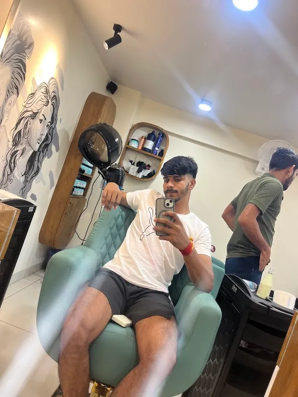 The hair Avenue unisex salon
