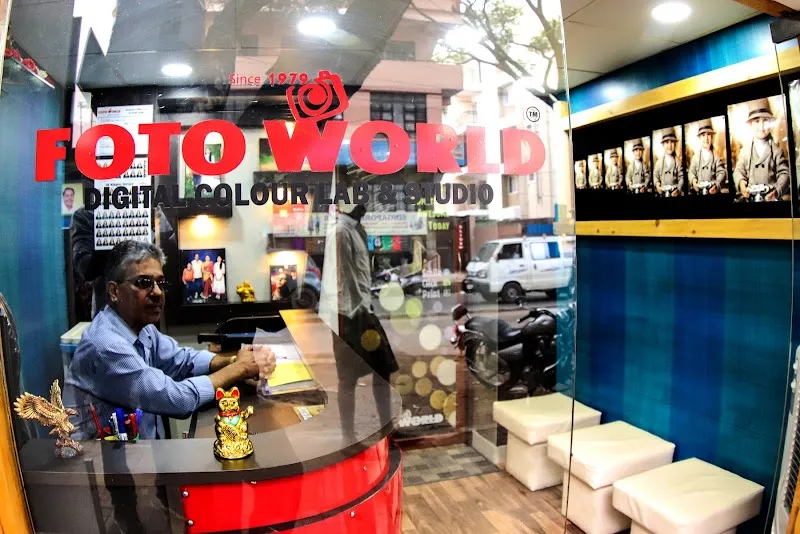 Foto World Digital Lab & Studio