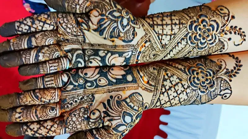 Farhana mehndi art