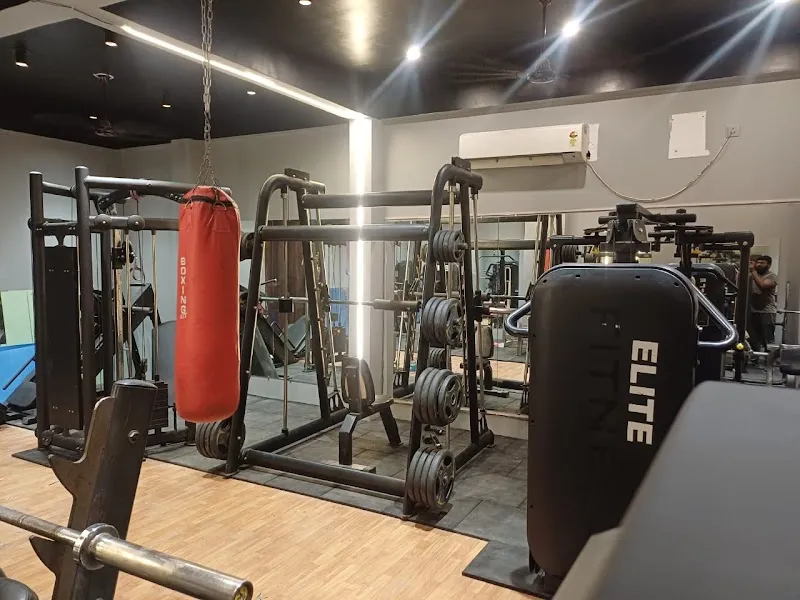 ELITE FITNESS CLUB AMITY UNIVERSITY GATE NO 3