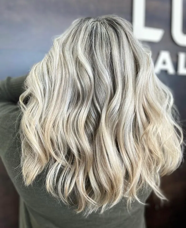 LUX Salon