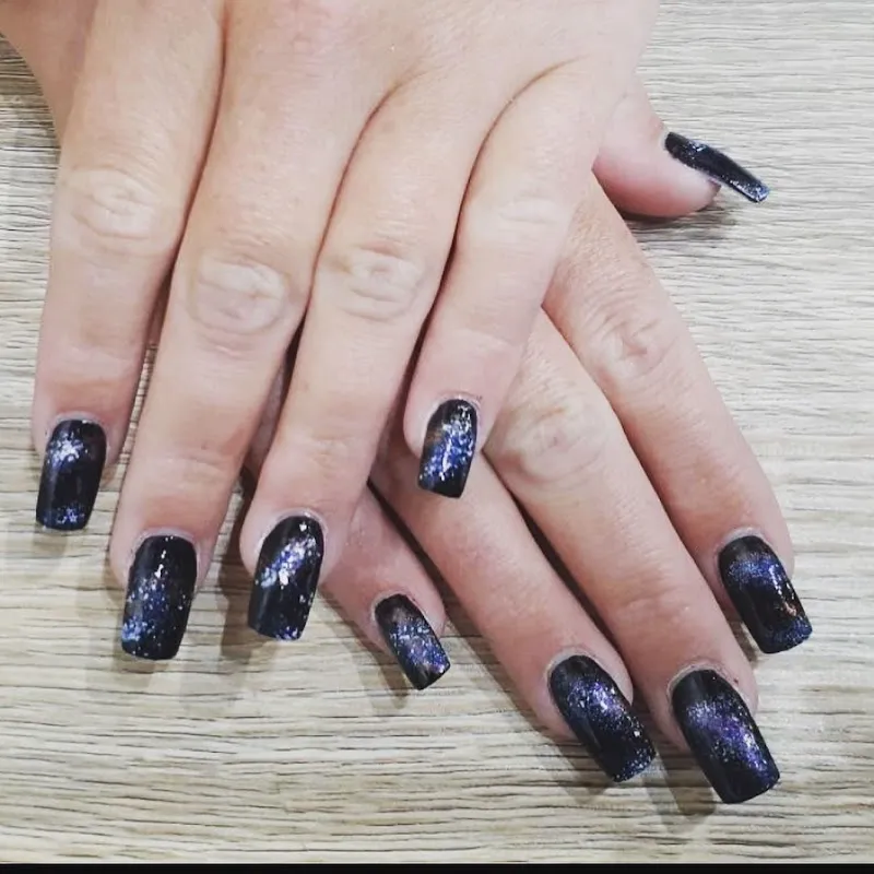 LUX Salon