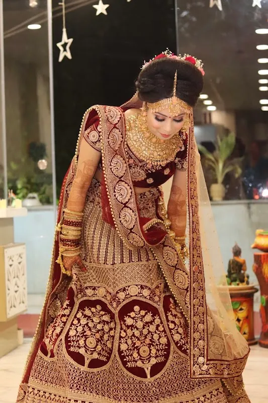 Modern Unisex Luxury Salon - Best Luxury Salon In Shahdara