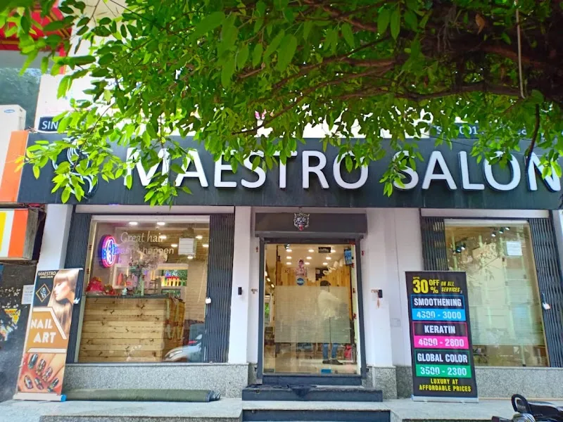 MAESTRO UNISEX SALON IN PUNJABI BAGH