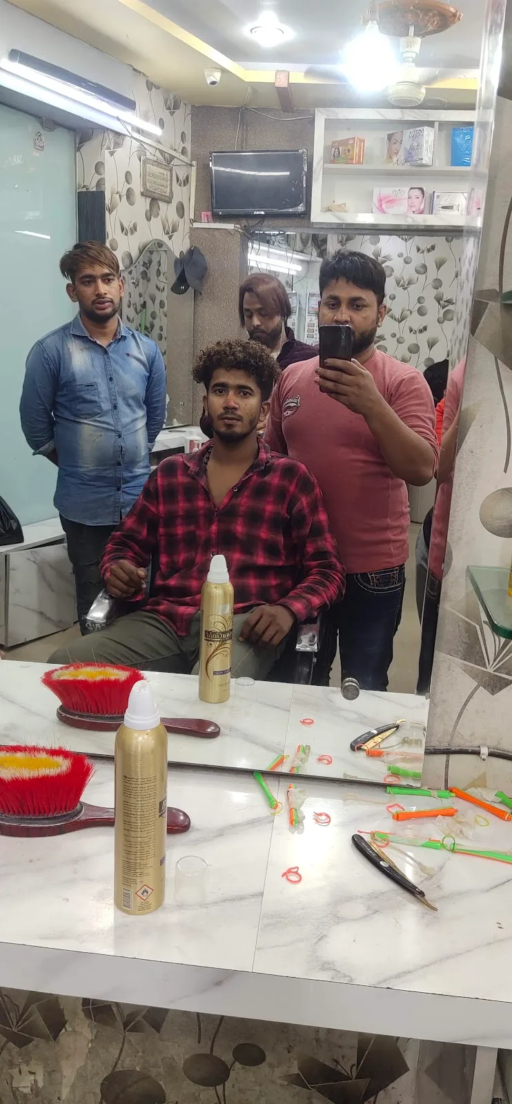Taj Hair Salon
