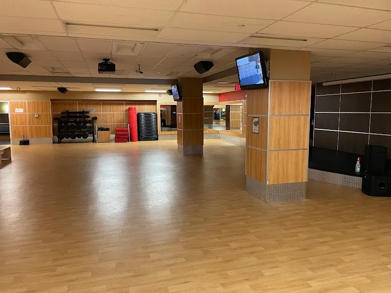 GoodLife Fitness Toronto 137 Yonge Street