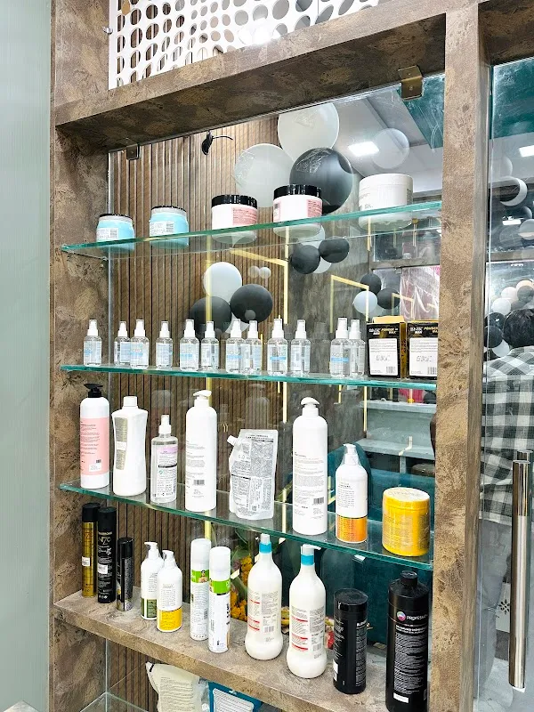 Jay Ganesh Unisex Salon 2.O