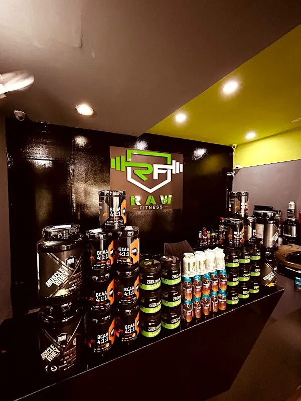 Raw Fitness _Best Gym In Richmond Town| Unisex gym