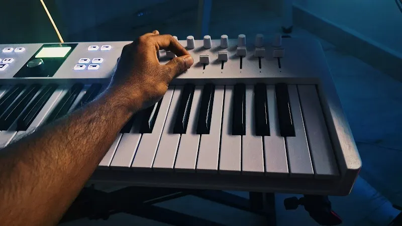 Sagesonic - The Music Studio