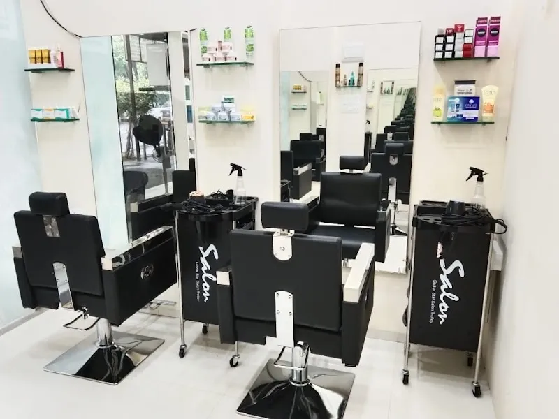 Curl me crazy salon Mulund East