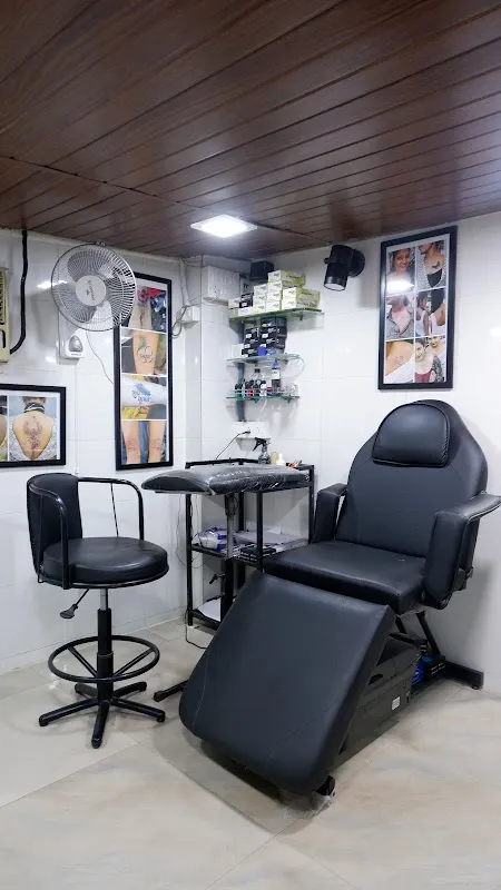 R Tattoo Studio