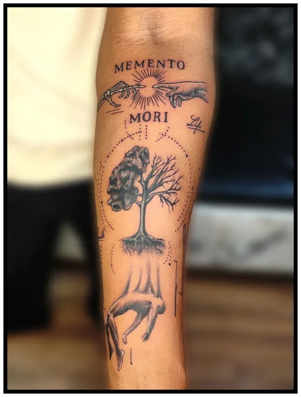 R Tattoo Studio