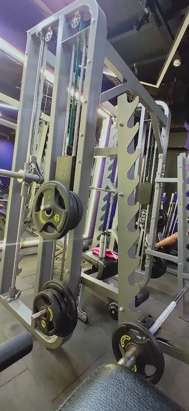 MYC FITNESS, Best Gym in Kandivali & Malad