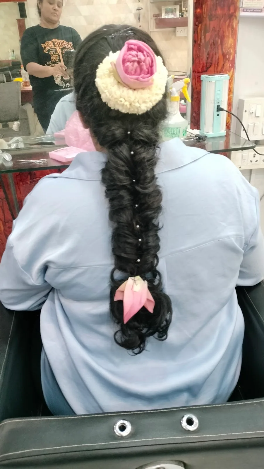 Pearls Salon