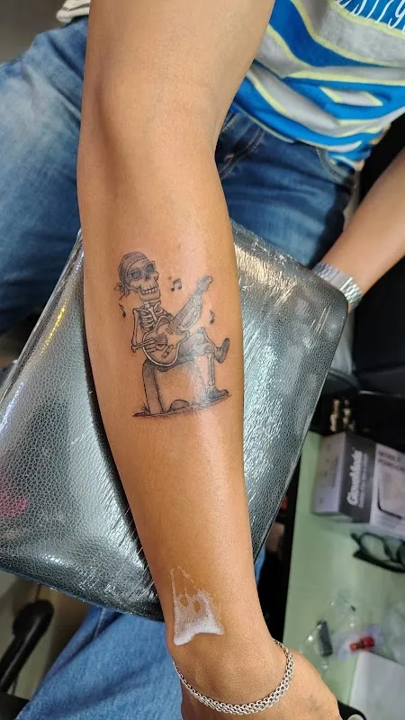 crownstar tattoo studio