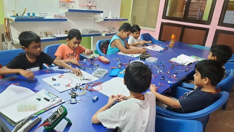 LITTLE TEMPLE (The after-school activity center offers Robotics/Coding/Abacus/Yoga and Karate classes for kids)