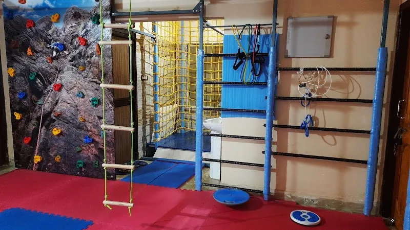 LITTLE TEMPLE (The after-school activity center offers Robotics/Coding/Abacus/Yoga and Karate classes for kids)