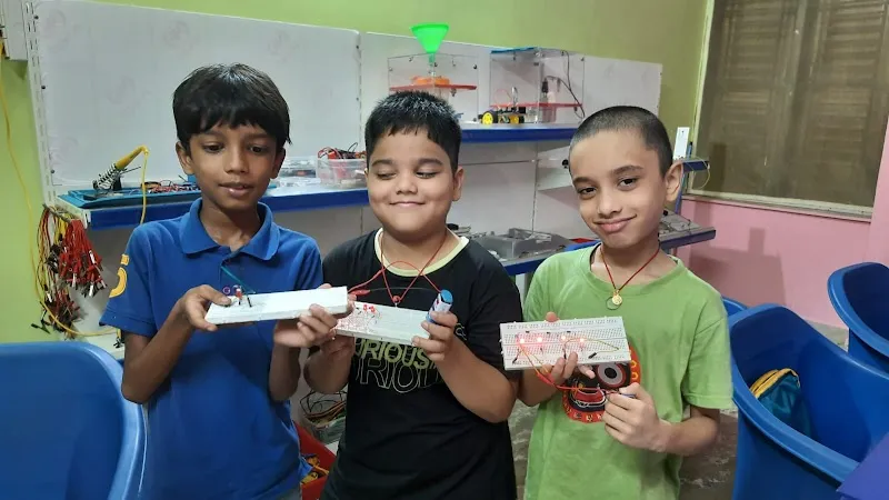 LITTLE TEMPLE (The after-school activity center offers Robotics/Coding/Abacus/Yoga and Karate classes for kids)
