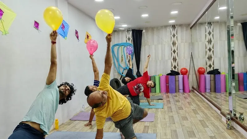 Simples: The Fitness Studio