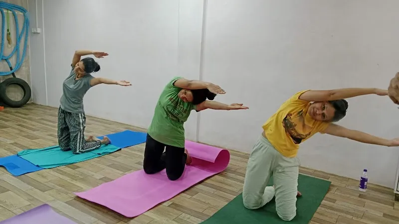 Simples: The Fitness Studio