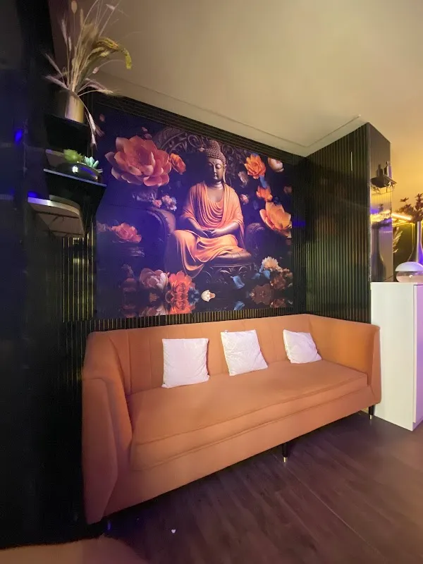 Onsen Family Saloon And Spa