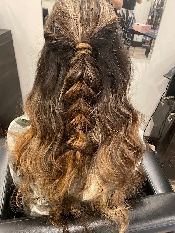 Razberri Hair & Nail Salon