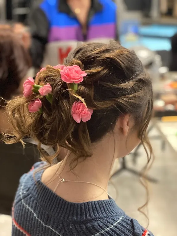 Razberri Hair & Nail Salon