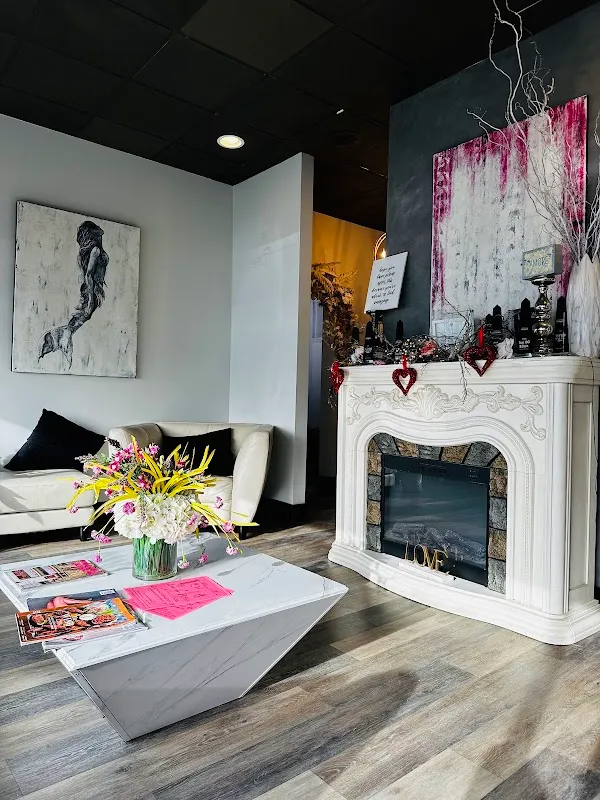 Razberri Hair & Nail Salon