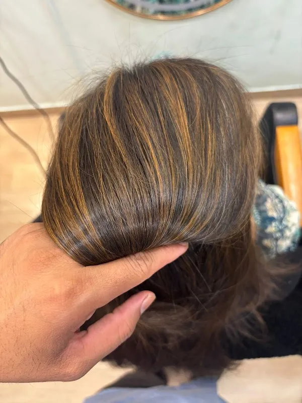 Kalim’s Family Salon