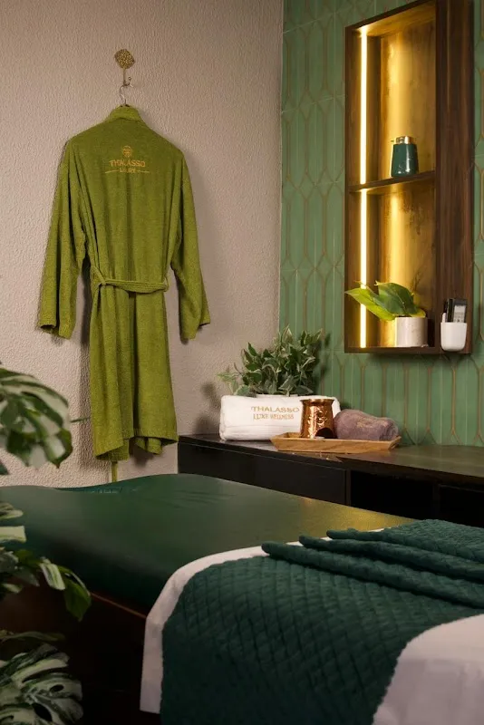 Thalasso Luxury Spa Best Spa Vasant Vihar | Massage Therapy | Couples Spa
