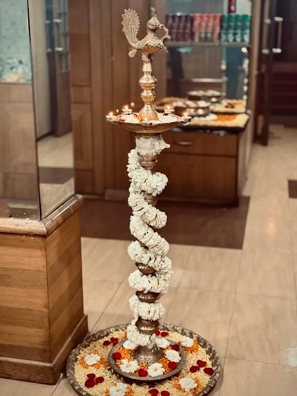 ✅Panch Indrayani Dazzle Unisex Spa