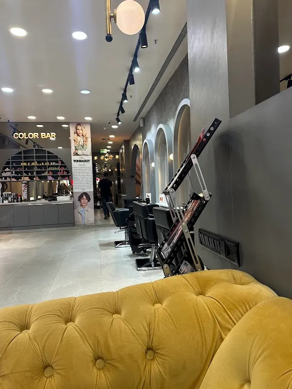 Toni&Guy Hairdressing, Lulu Mall Bengaluru