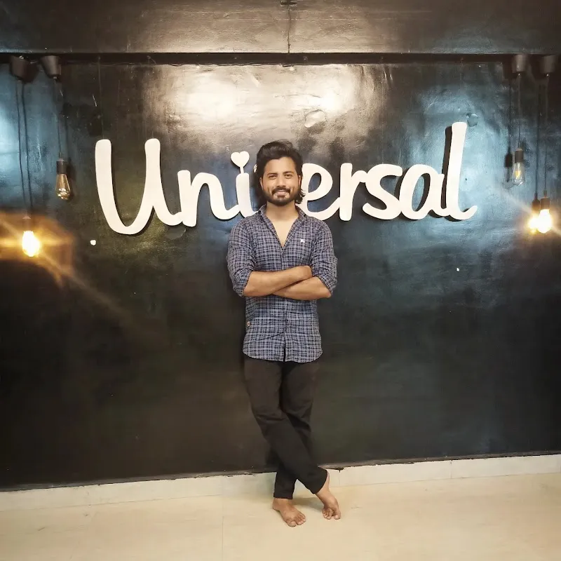 UNIVERSAL DANCE STUDIO