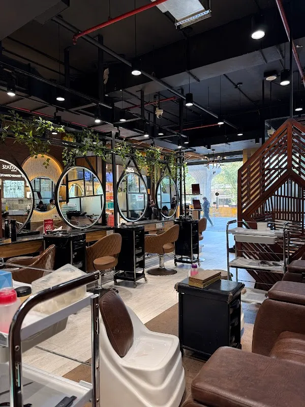 Envi Salon & Spa - Runwal Greens, Mulund
