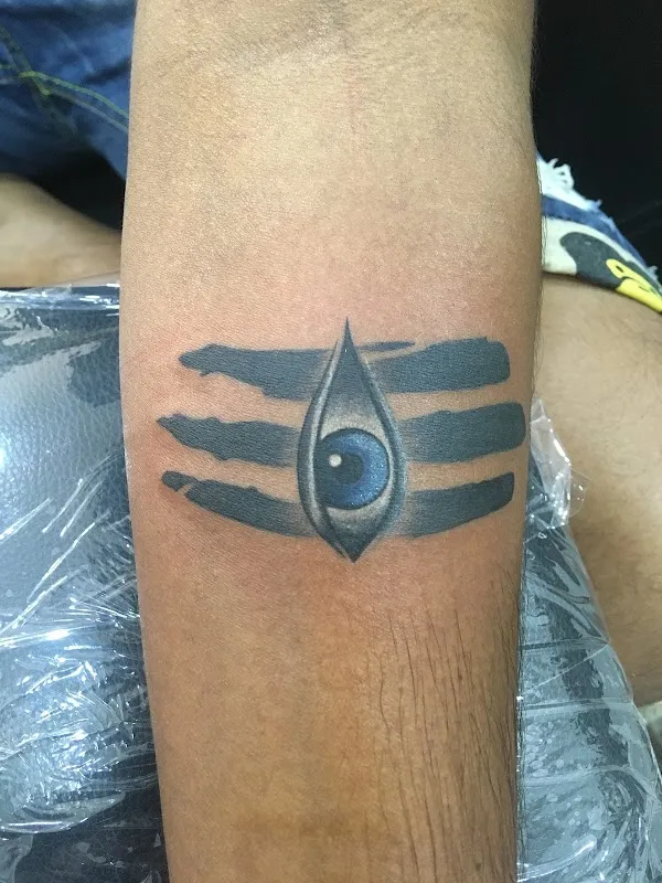 The Horn Tattoo and Piercing Studio